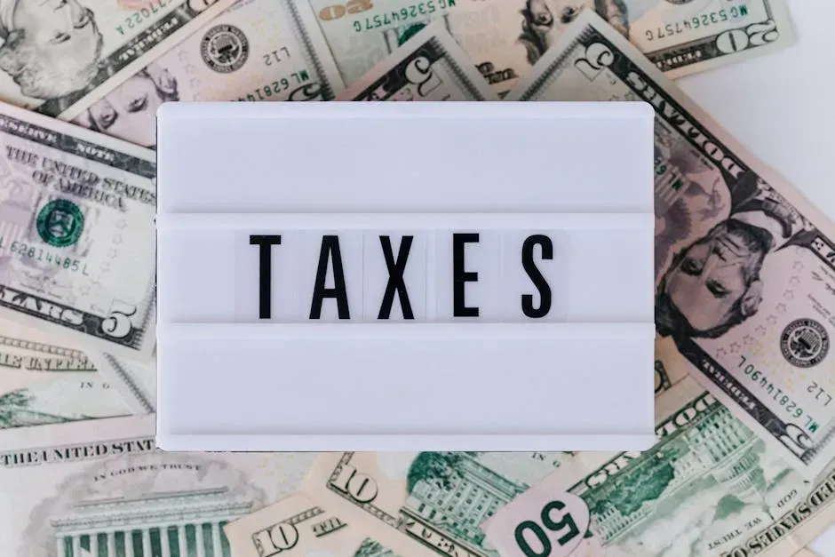 9. Ignoring Tax Strategy on Retirement Accounts (Image Credits: Pexels)