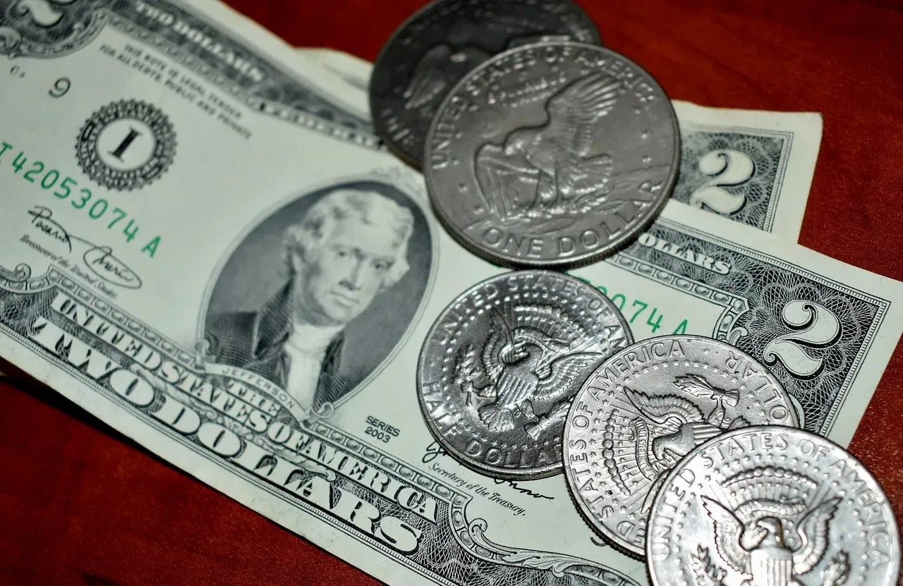 1982-P No FG Kennedy Half Dollar: A Telling Oversight (Image Credits: Pixabay)