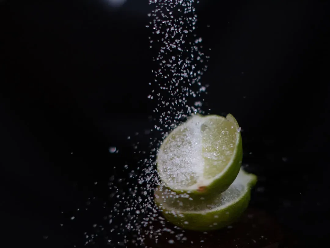 The Sugar and Lemon Juice Exfoliant (Image Credits: Unsplash)