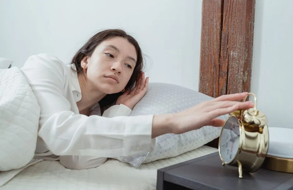 1. Treating Sleep as a Negotiable Resource (Image Credits: Pexels)