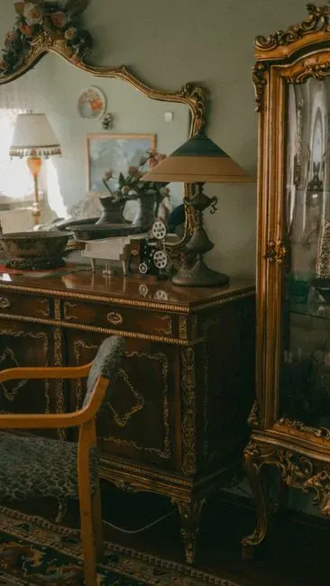 3. A Curated Mix of Vintage and Contemporary Pieces (Image Credits: Pexels)