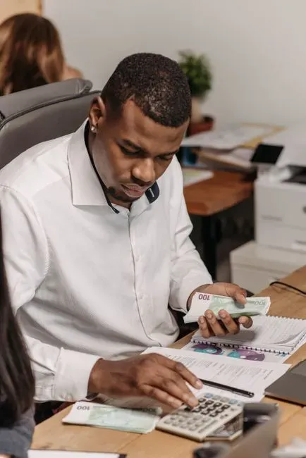 6. "The Man Should Be the Financial Provider" (Image Credits: Pexels)