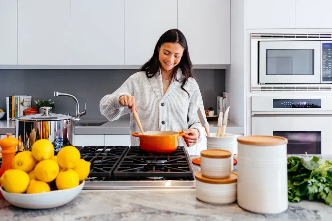 2. Cooking at Home for Health and Savings (Image Credits: Unsplash)