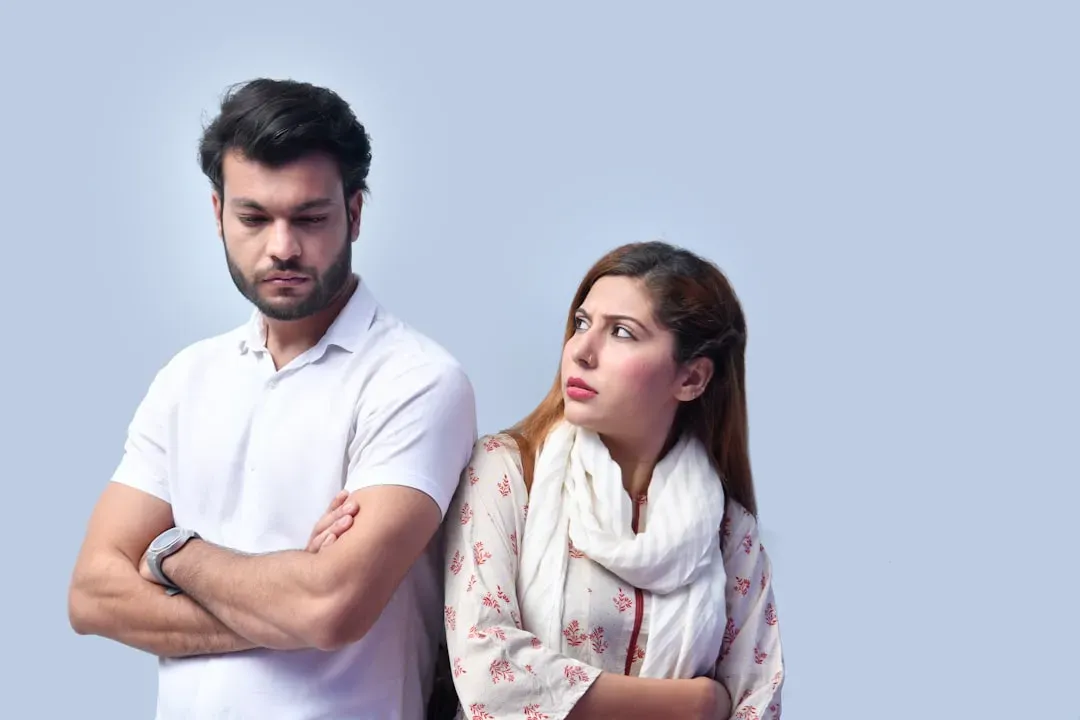 3. Turning the Conversation Back to Yourself (Image Credits: Unsplash)