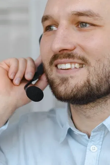 6. They Bring a Blunt, No-Frills Directness to Conversations (Image Credits: Pexels)
