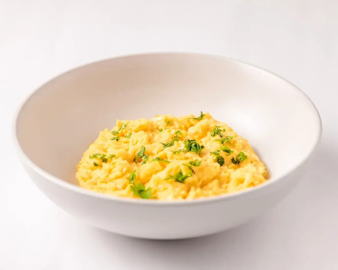 3. Egg and vegetable scramble (Image Credits: Unsplash)