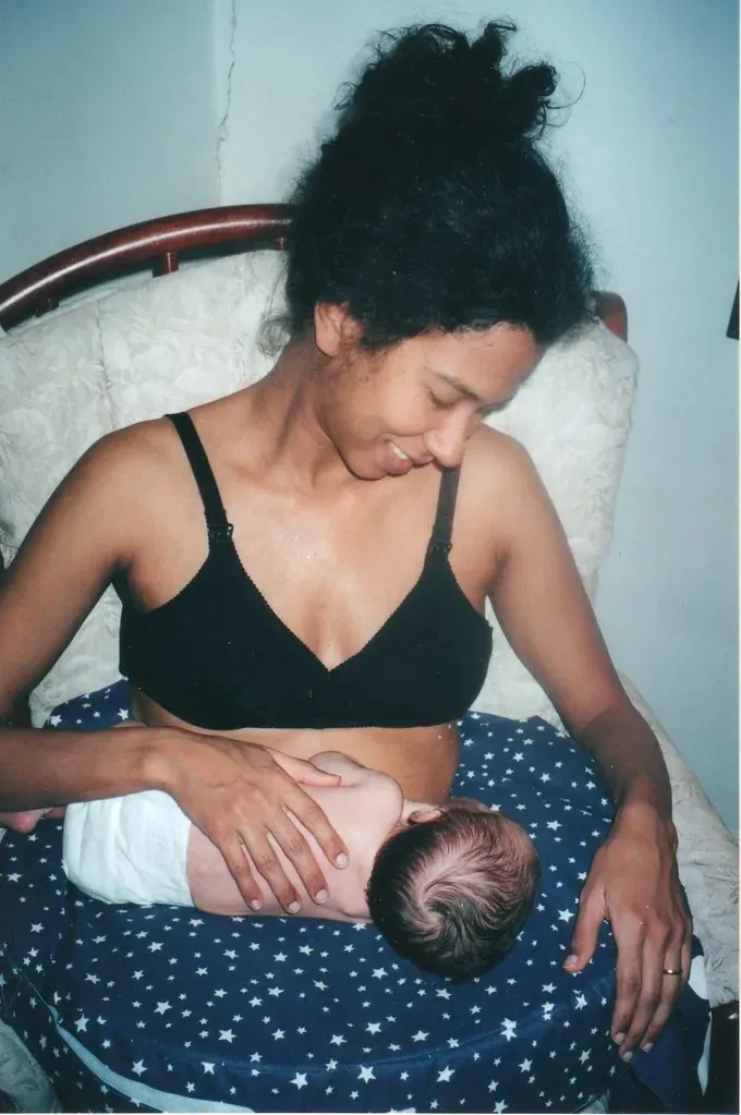 1. The Nursing Pillow (edenpictures, Flickr, <a href="https://creativecommons.org/licenses/by/2.0/" target="_blank" rel="noopener">CC BY 2.0</a>)