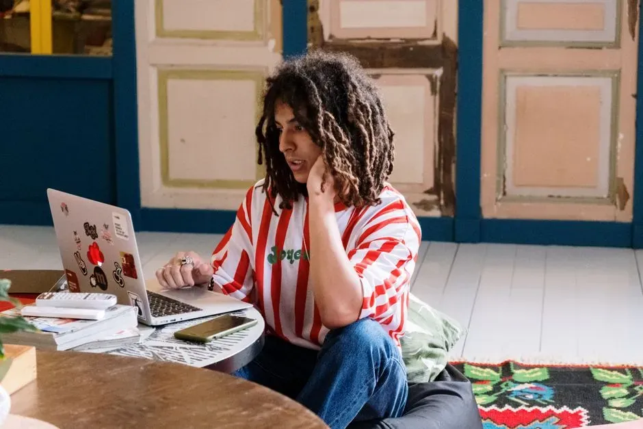 The Generational Engagement Gap in the Data (Image Credits: Pexels)