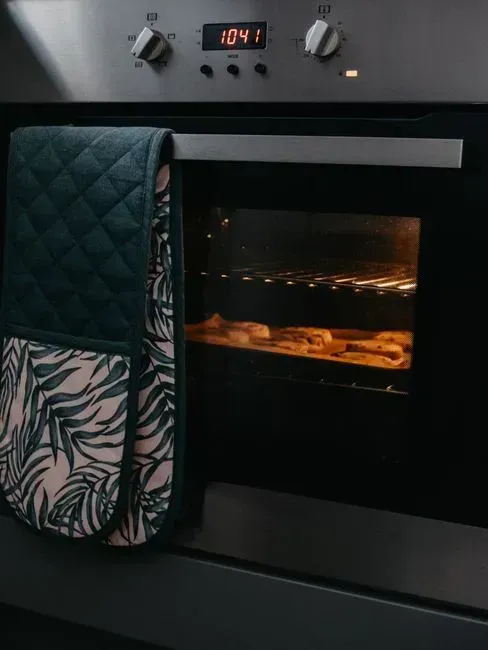 8. Turning off the oven a few minutes early to "save energy" (Image Credits: Pexels)