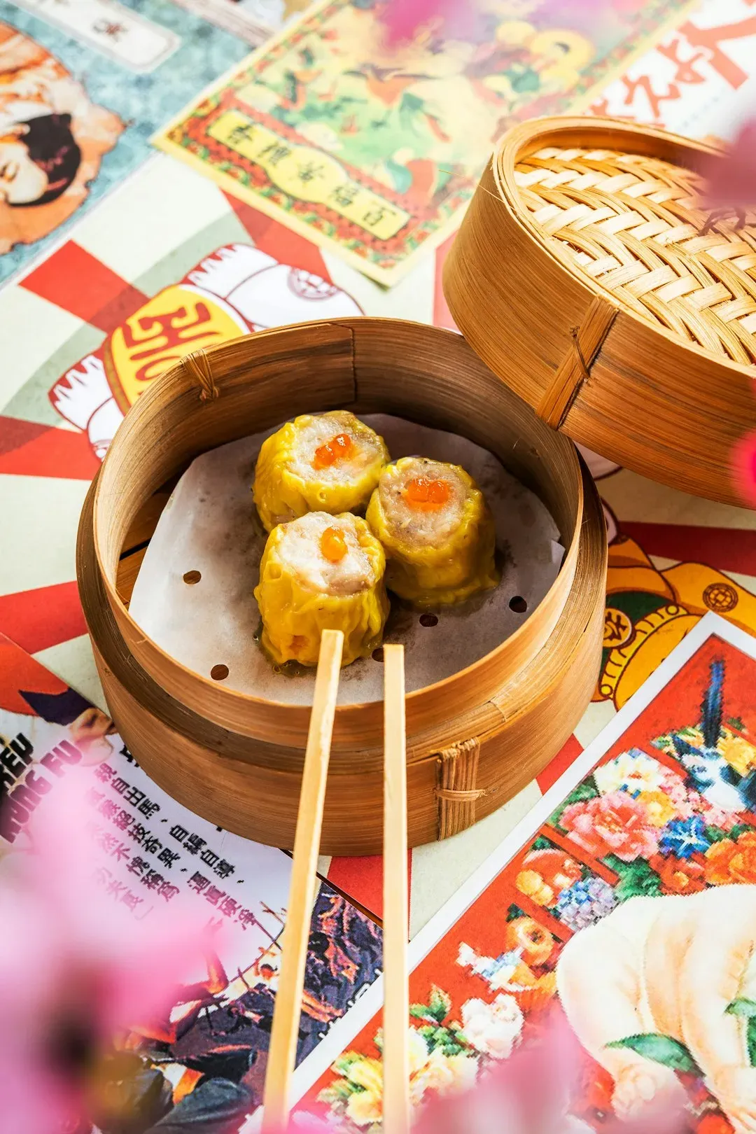 3. Cantonese Yum Cha: Drinking Tea as a Social Ritual (Image Credits: Unsplash)
