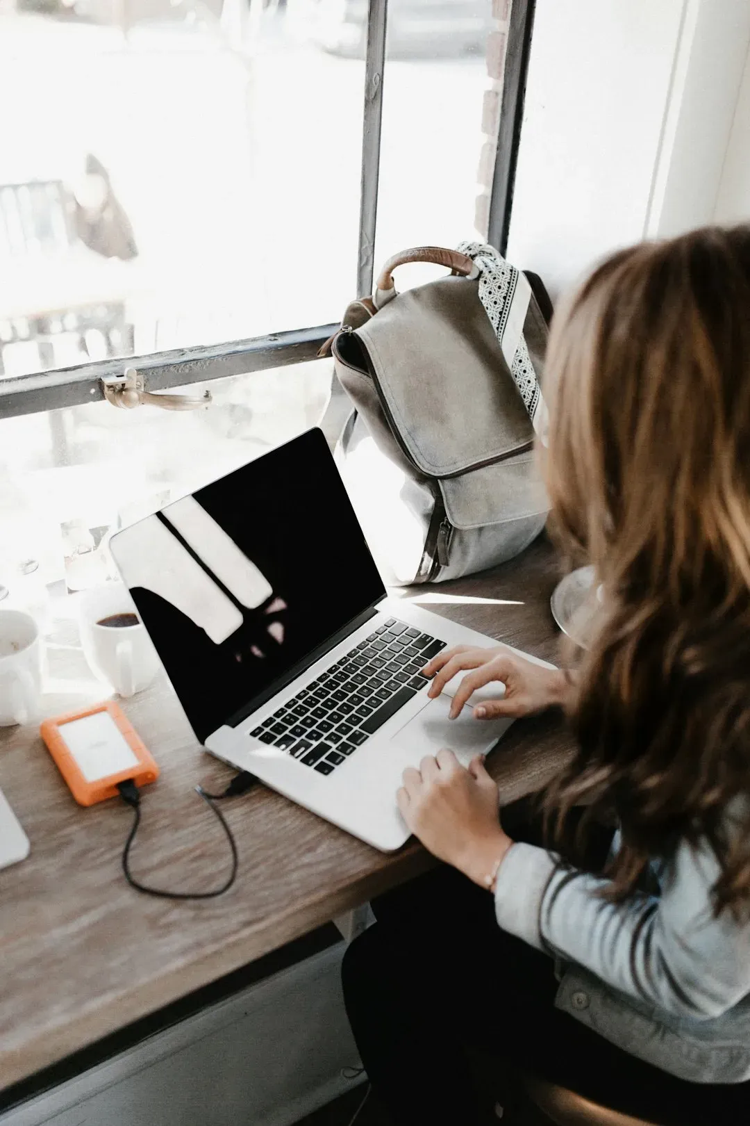 The "Soft Life" and Rejecting Ambition Entirely (Image Credits: Unsplash)