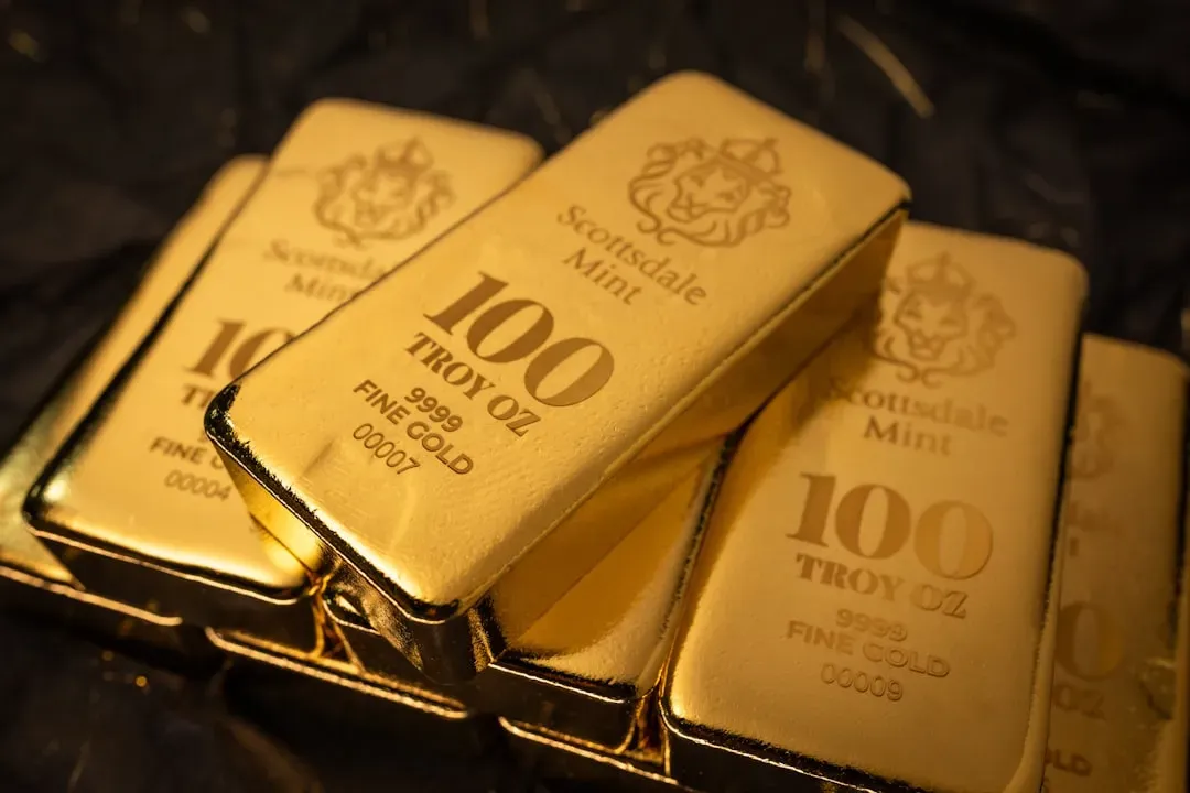 Gold and Alternative Assets as Portfolio Shock Absorbers (Image Credits: Unsplash)