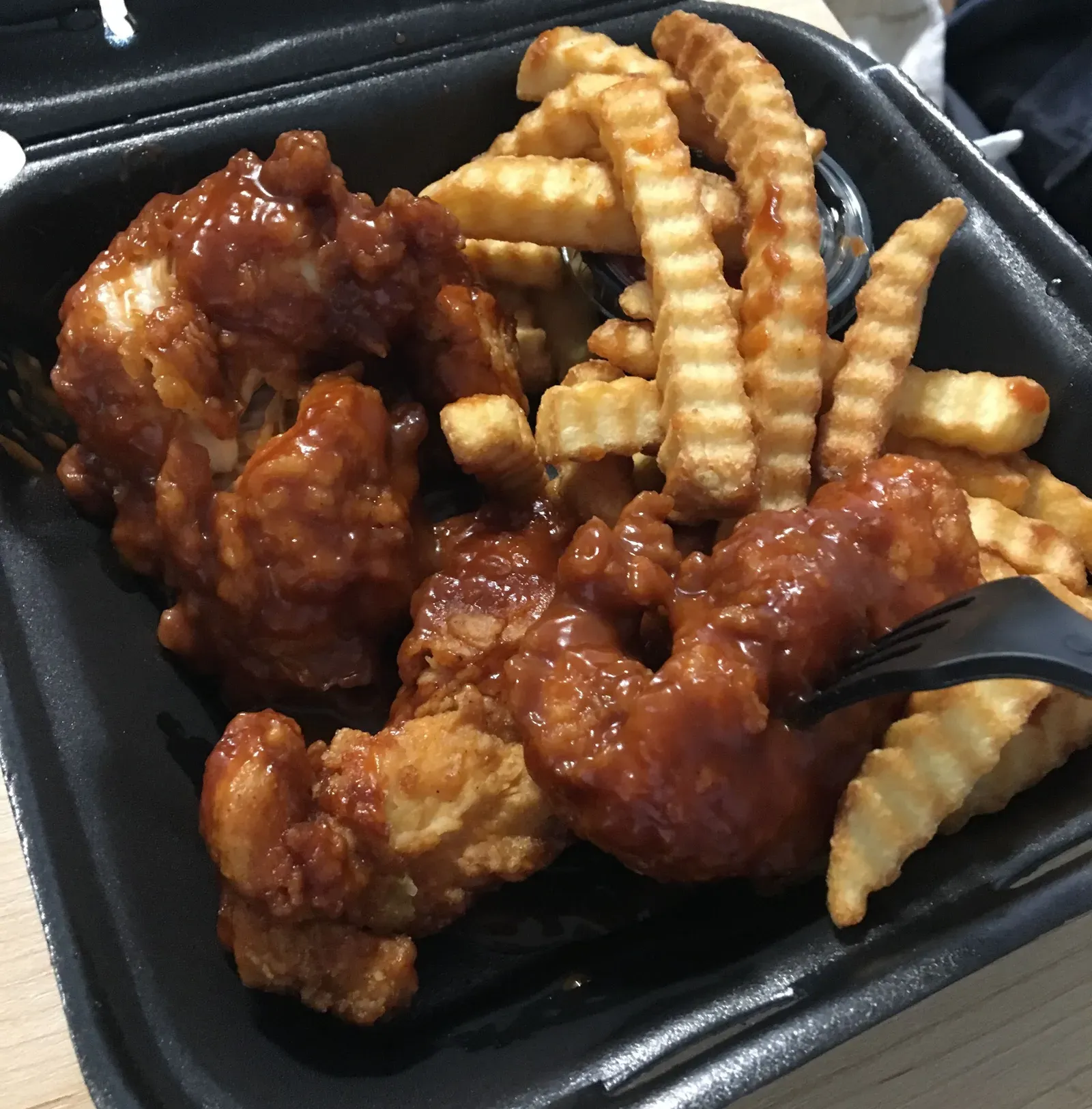 8. Buffalo Wild Wings Copycat Boneless Wings (By Packer1028, <a href="https://commons.wikimedia.org/w/index.php?curid=147880828" target="_blank" rel="noopener">CC0</a>)