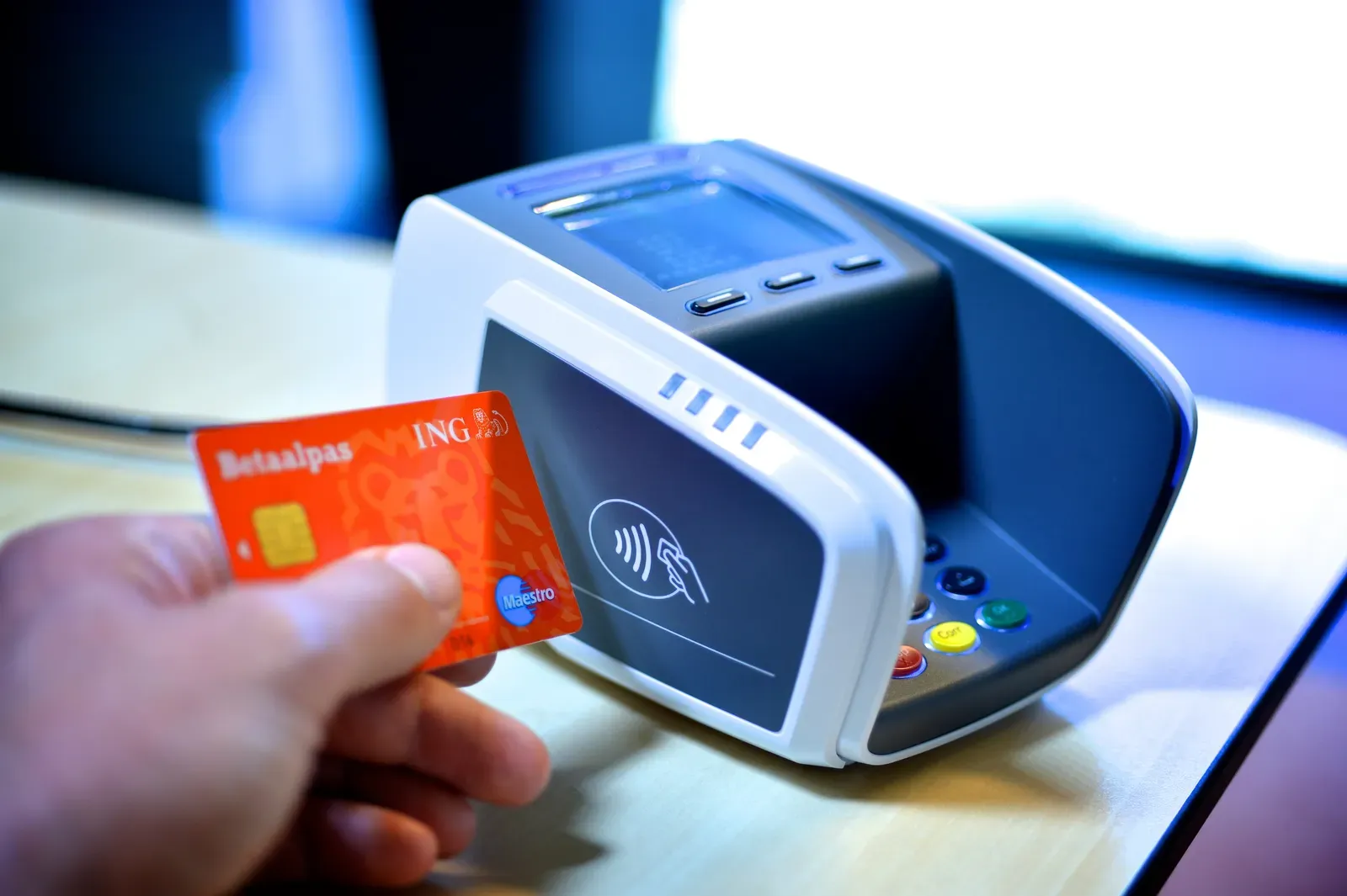 2. The Move Toward a Cashless Society (By ING Nederland, <a href="https://commons.wikimedia.org/w/index.php?curid=31121470" target="_blank" rel="noopener">CC BY-SA 2.0</a>)