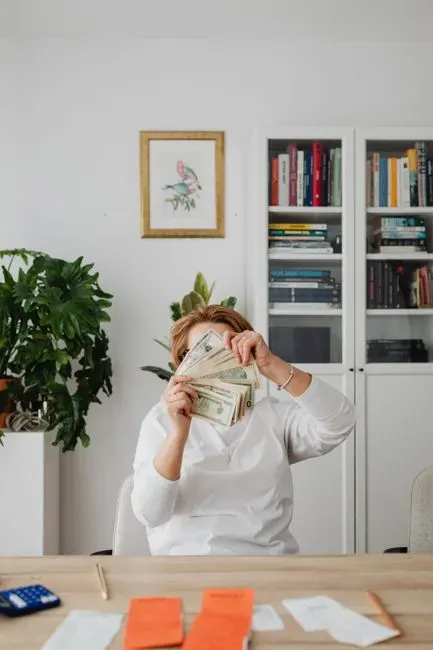 Letting Financial Secrecy Quietly Corrode Trust (Image Credits: Pexels)