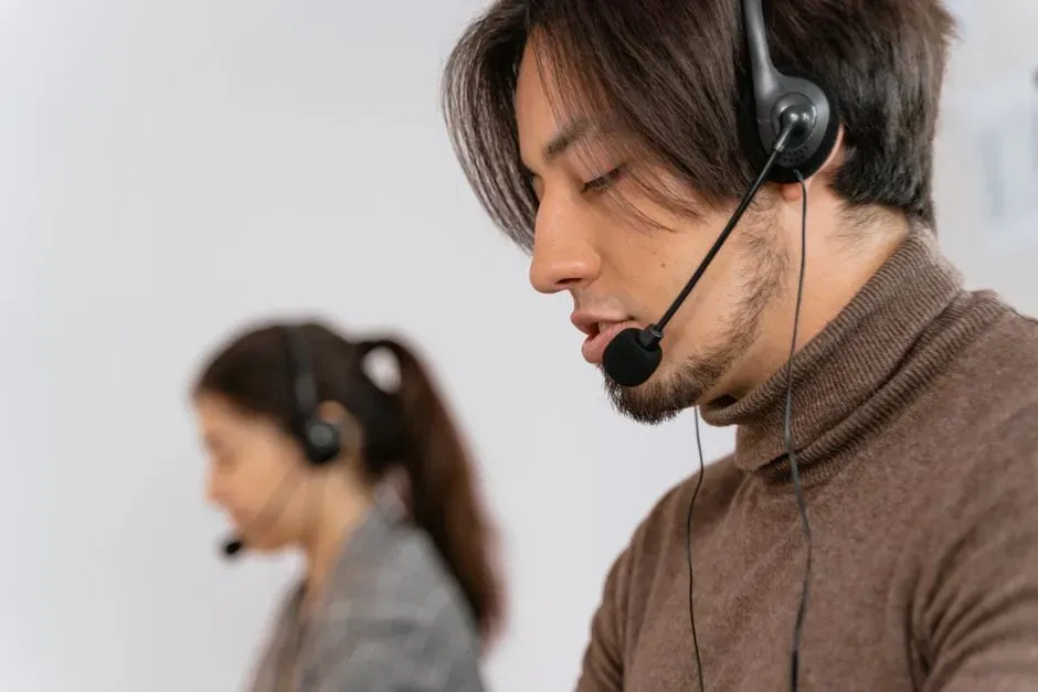 9. Interrupting an employee who is already helping someone else (Image Credits: Pexels)