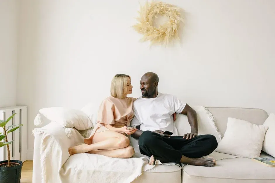 Don't move in together too soon (Image Credits: Pexels)