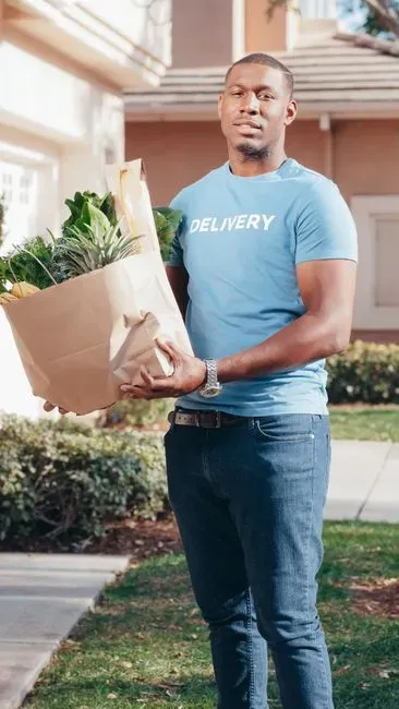 12. Avoiding Grocery Delivery in Favor of In-Person Shopping (Image Credits: Pexels)