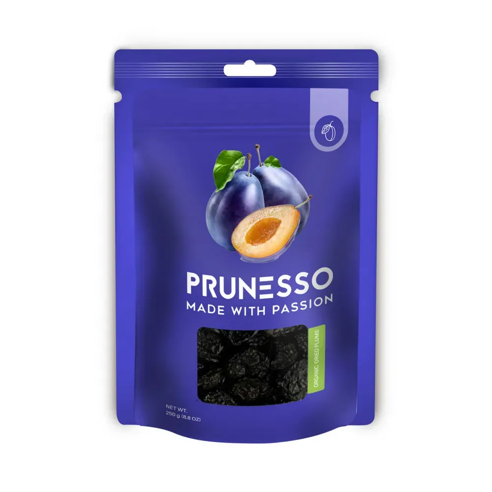 5. Dried plums (formerly prunes) (By Prunesso, <a href="https://commons.wikimedia.org/w/index.php?curid=71577331" target="_blank" rel="noopener">CC BY-SA 4.0</a>)