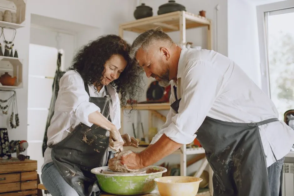 6. Whether They Maintain Intellectual and Recreational Intimacy (Image Credits: Pexels)