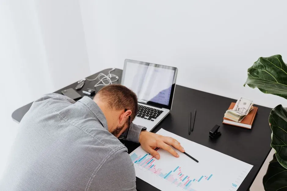 6. Burnout and Exhaustion as a Badge of Honor (Image Credits: Pexels)
