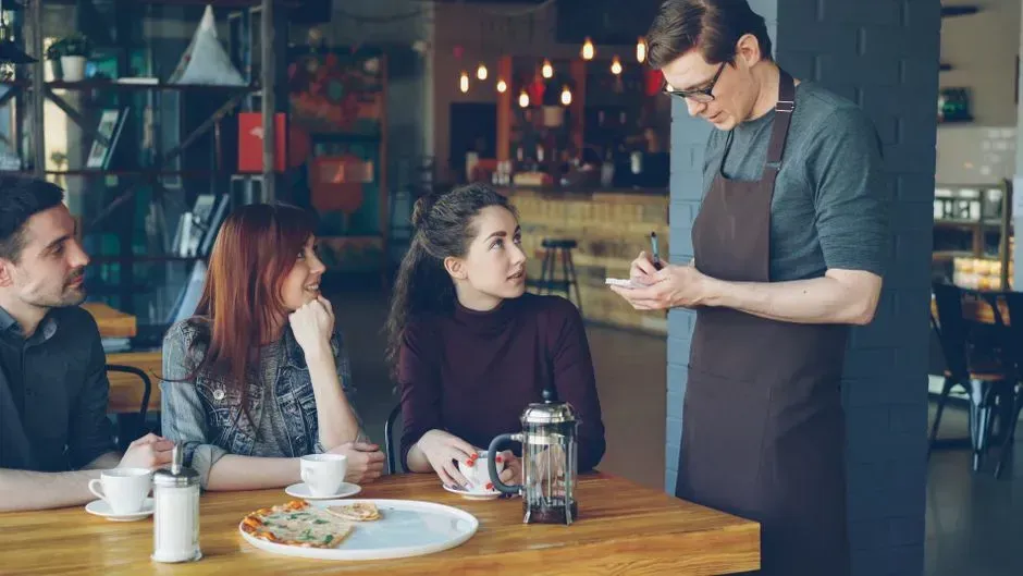 9. Complaining about the meal only after the check arrives (Image Credits: Pexels)