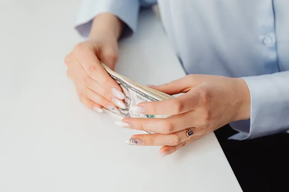 6. Variable Universal Life Insurance Marketed to Average Wage Earners (Image Credits: Pexels)