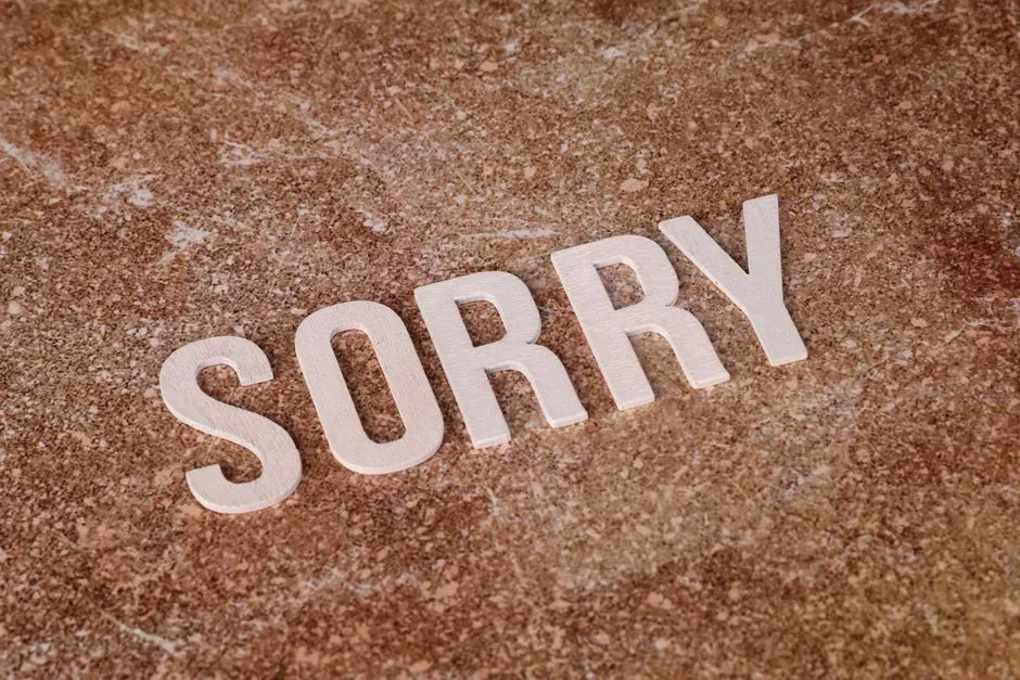 8. They Bring Up Old Grievances Without Resolution (Image Credits: Pexels)