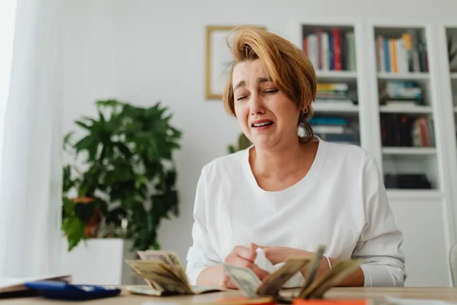 Financial Consequences of Delayed Decisions (Image Credits: Pexels)