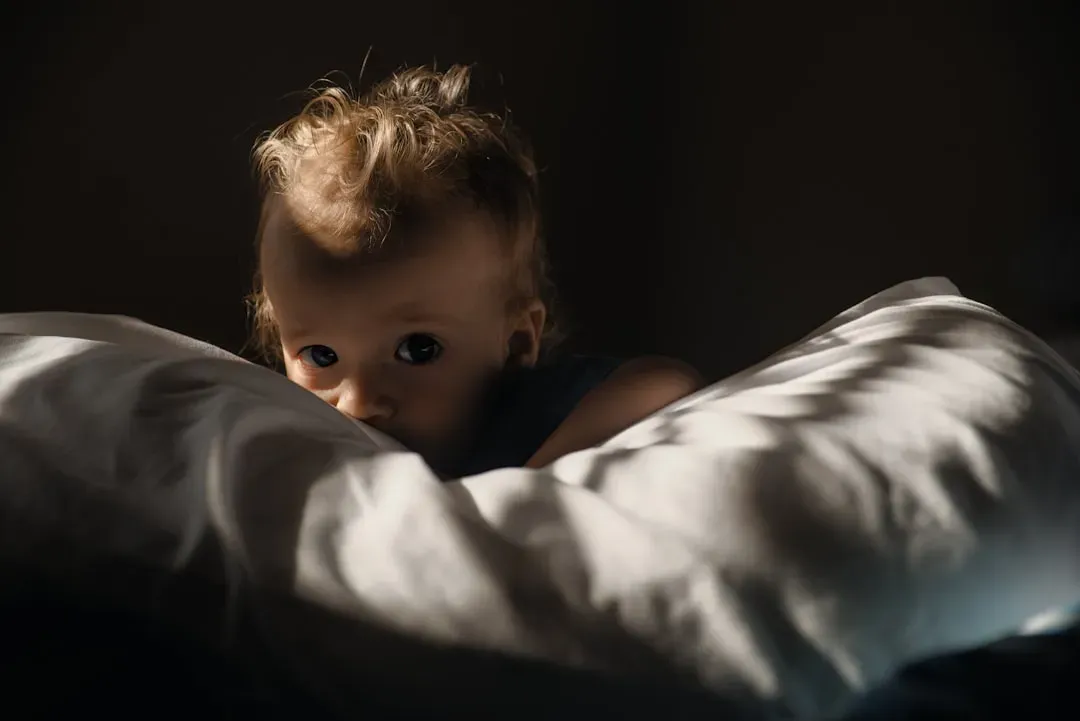 The Latchkey Childhood That Built Inner Toughness (Image Credits: Unsplash)