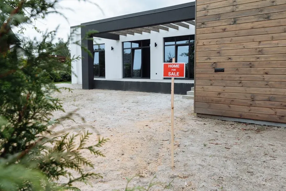 New disclosure rules mean the open house has become a legal loophole of sorts (Image Credits: Pexels)