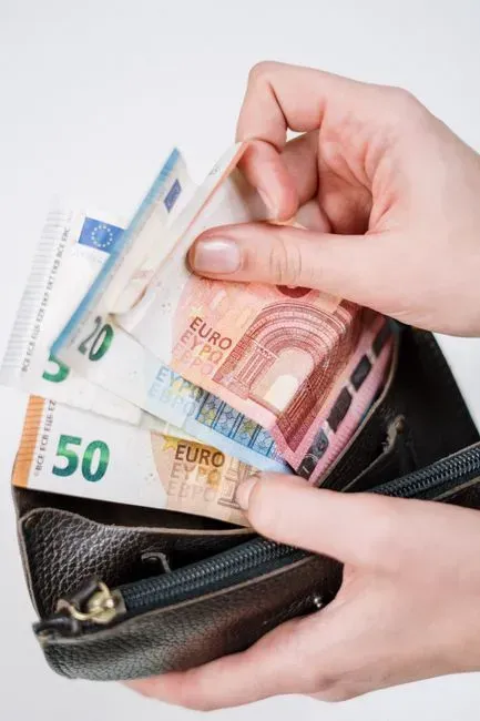 Rising living costs are making overspending riskier than ever (Image Credits: Pexels)