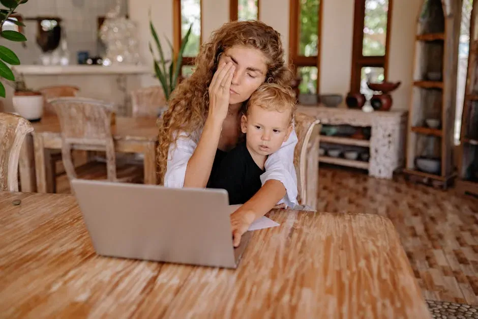 The Extra Weight Carried by Single Parents (Image Credits: Pexels)