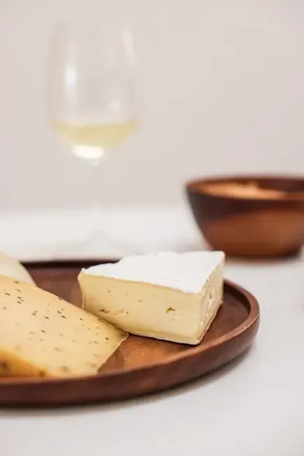 5. Swiss and Gruyère - High Protein, Surprisingly Low Sodium (Image Credits: Gallery Image)