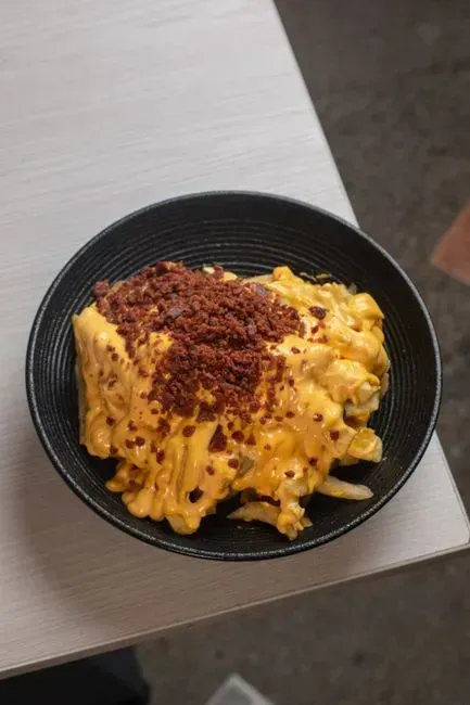 5. In-N-Out Copycat Animal Style Fries (Image Credits: Pexels)