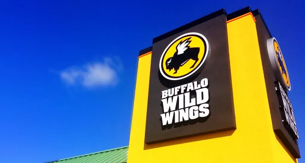 11. Buffalo Wild Wings: Big Prices, Small Wings (JeepersMedia, Flickr, <a href="https://creativecommons.org/licenses/by/2.0/" target="_blank" rel="noopener">CC BY 2.0</a>)