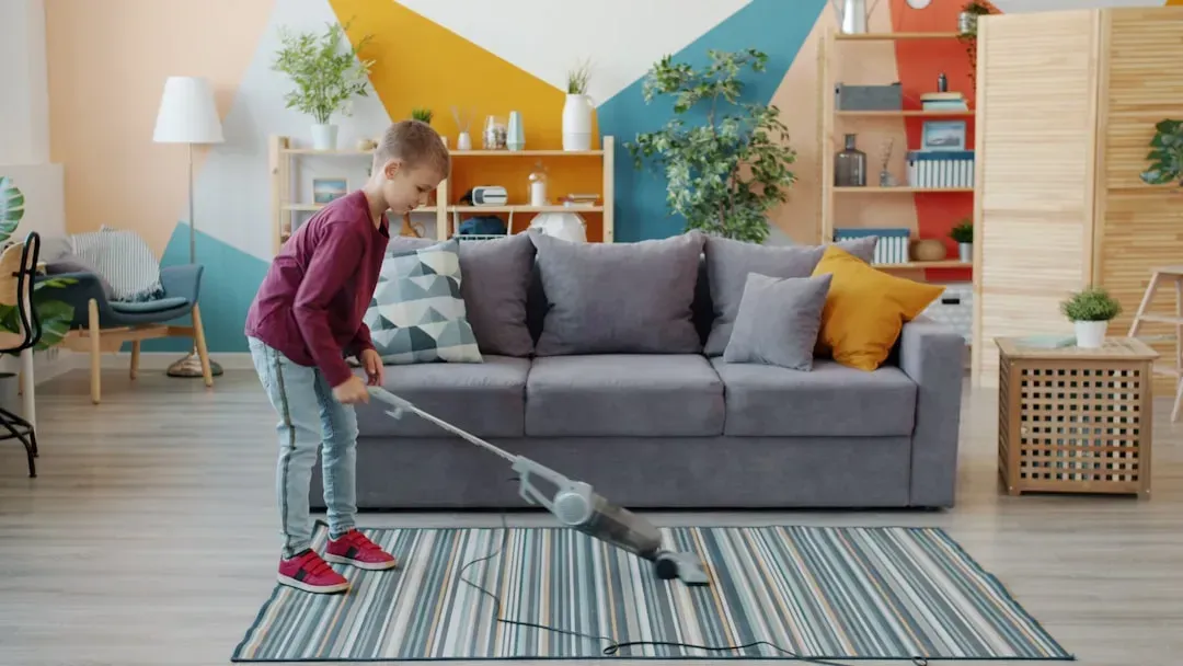 7. Chores Are Disappearing From Childhood (Image Credits: Unsplash)