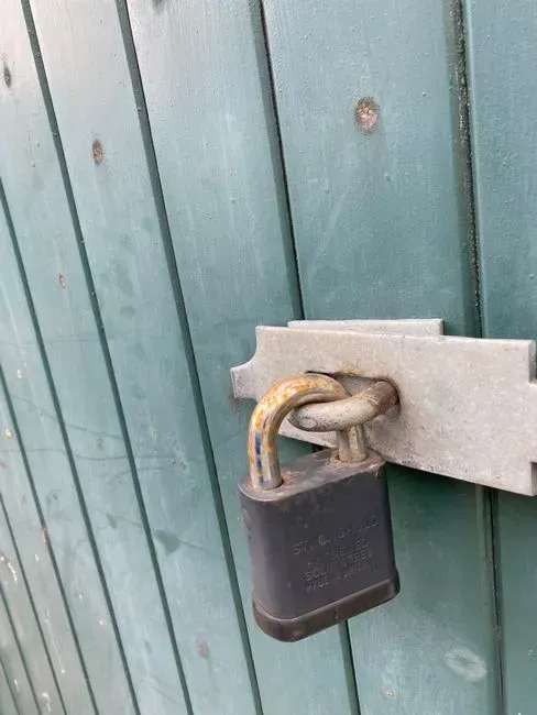 10. Unsecured sheds, gates, and side yard access points (Image Credits: Pexels)