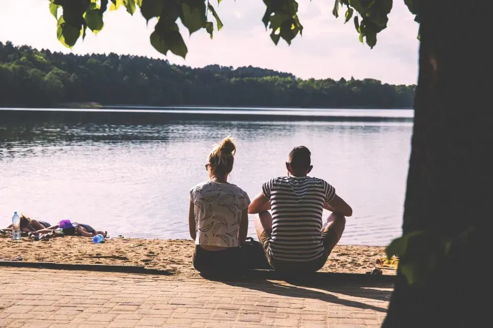 Ghosting, catfishing, and the emotional residue they leave behind (Image Credits: Stocksnap)