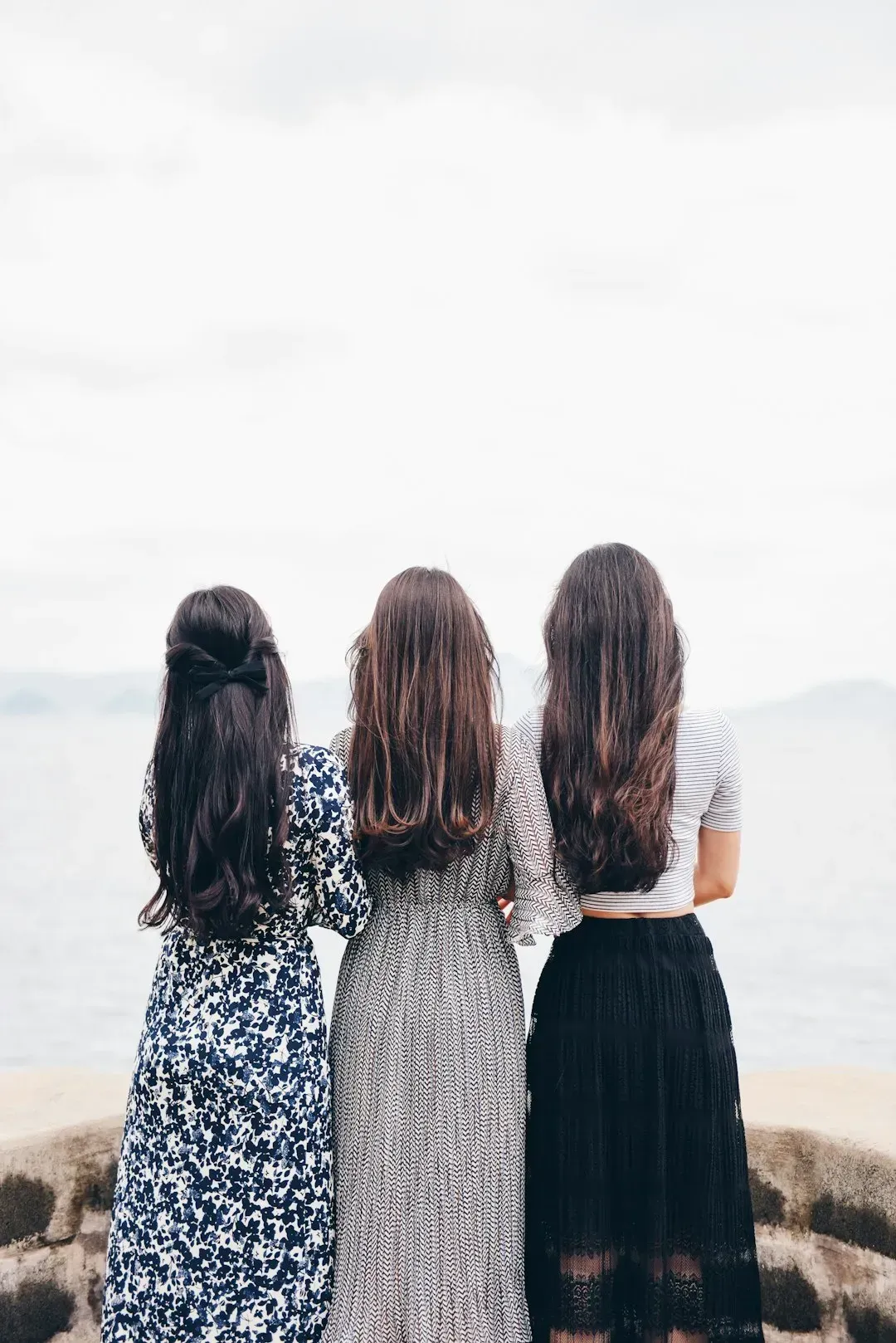 2. One-Sided Relationships That Demand Everything and Offer Little (Image Credits: Unsplash)
