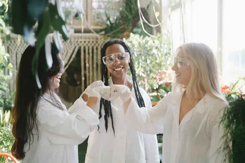 What research says people actually want from friends (Image Credits: Pexels)