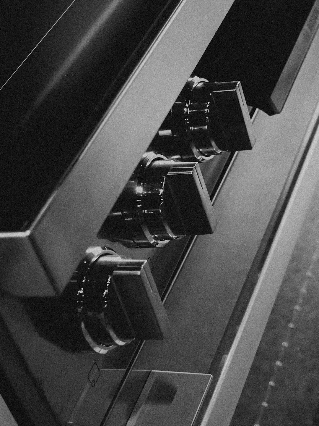 Appliances with Proprietary Electronic Control Boards (Image Credits: Unsplash)