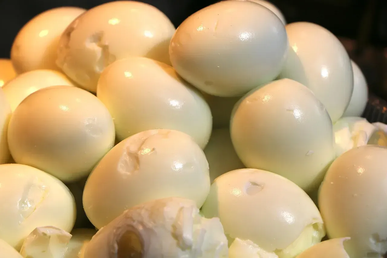 1. Hard-boiled eggs (Image Credits: Pixabay)