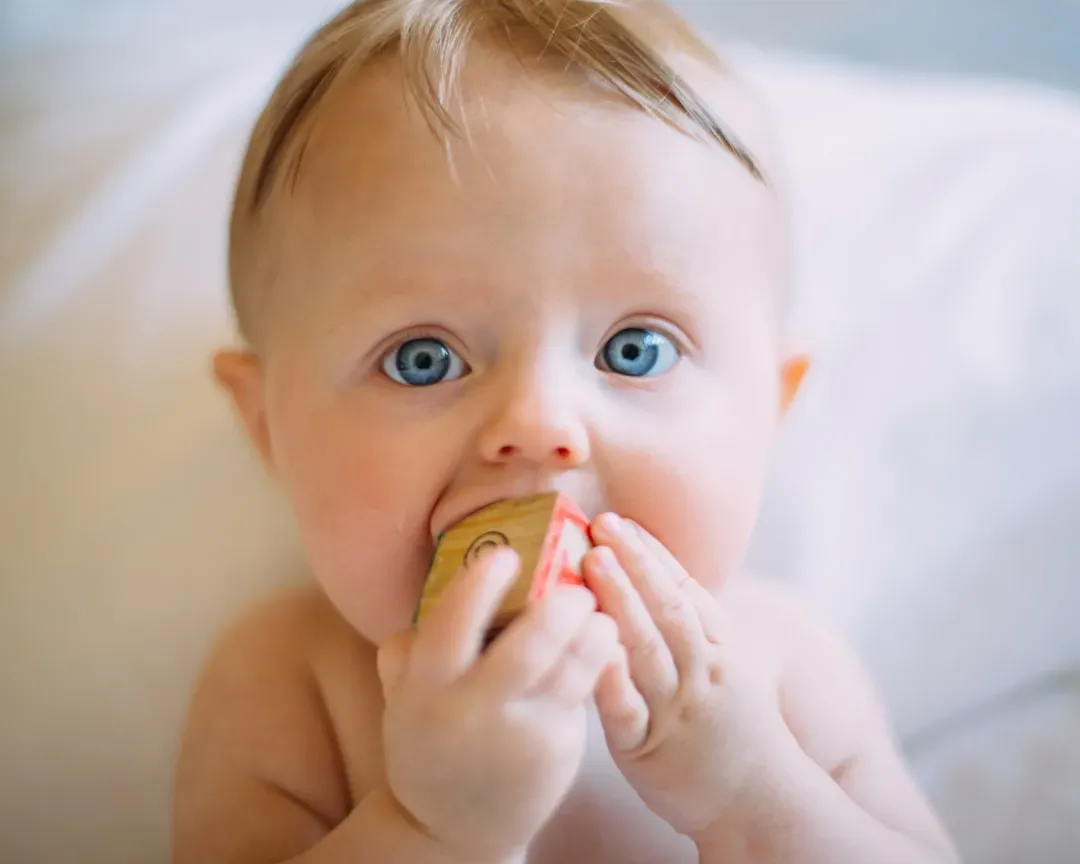 Using Alcohol to Soothe a Teething Baby at Night (Image Credits: Unsplash)