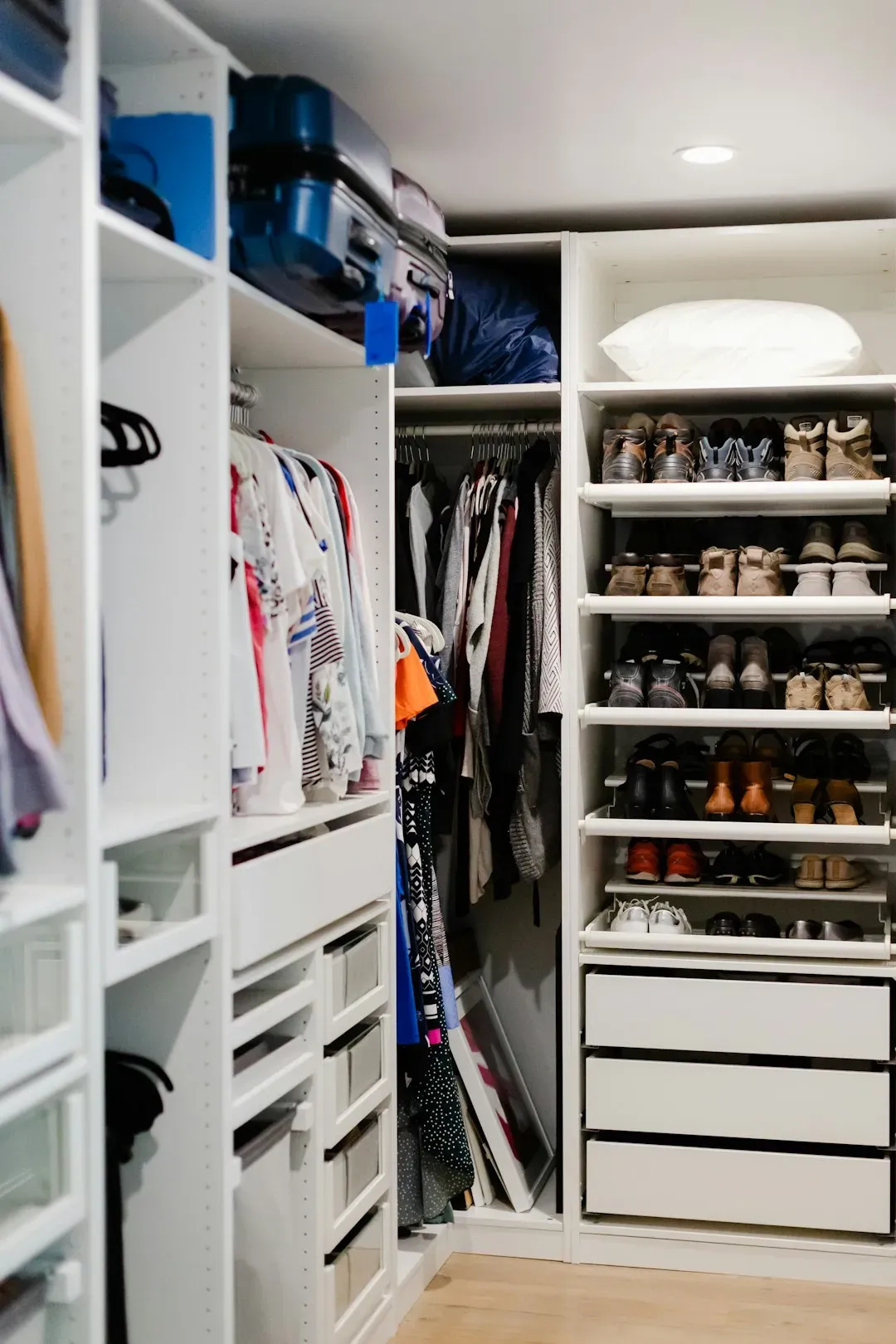 3. Storing Things in the Wrong Zones (Image Credits: Unsplash)