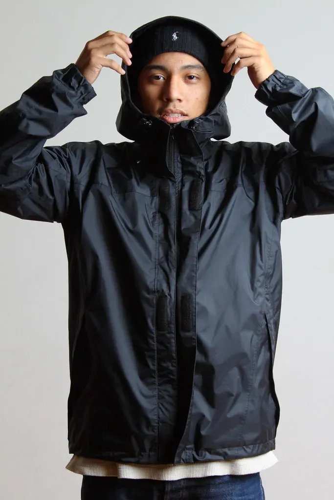 5. Sporting a Starter Jacket (michaelcupino, Flickr, <a href="https://creativecommons.org/licenses/by-sa/2.0/" target="_blank" rel="noopener">CC BY-SA 2.0</a>)
