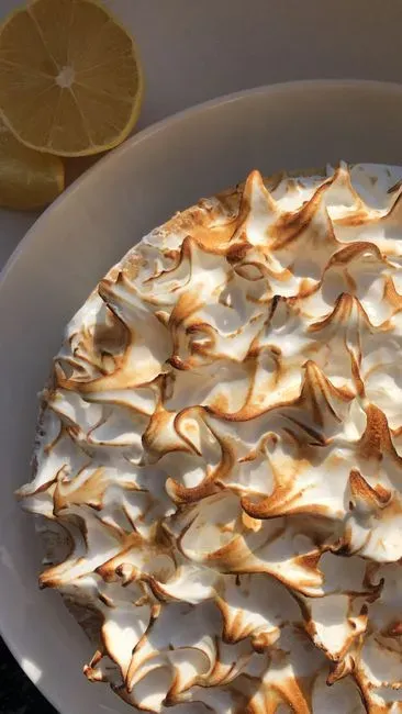 12. Lemon Meringue Pie (Image Credits: Pexels)