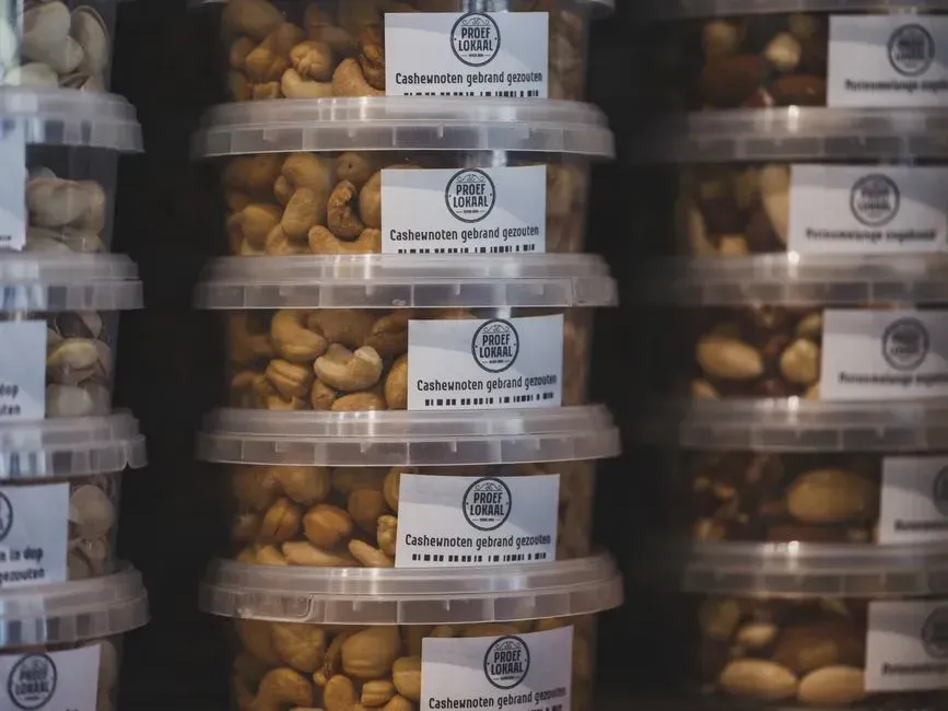2. Snack products with vague or unpronounceable ingredients (Image Credits: Pexels)