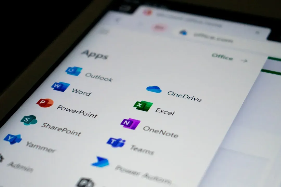 Using shared apps and tools to track holiday spending (Image Credits: Unsplash)
