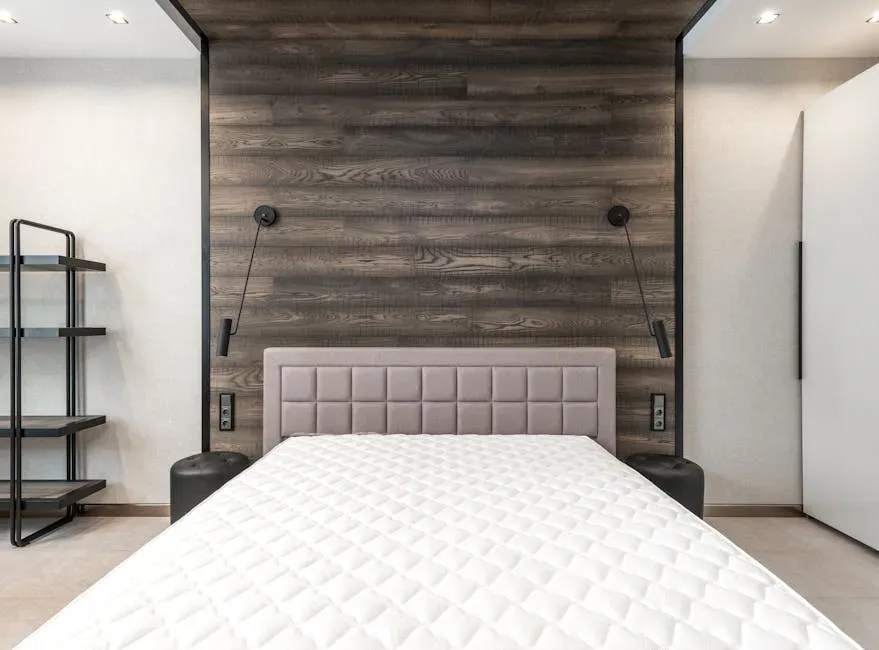 2. Signs of Bedbugs on the Mattress or Headboard (Image Credits: Pexels)